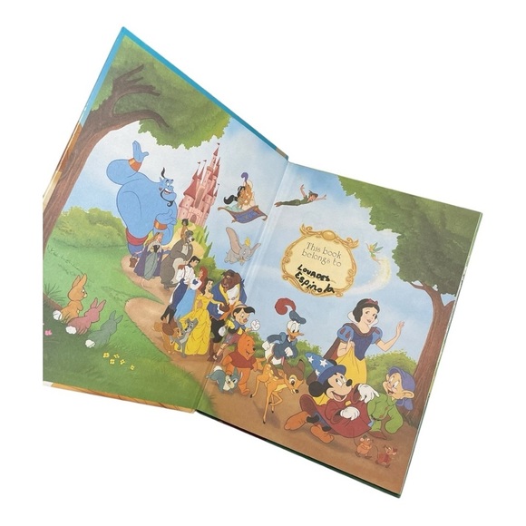 Disney's Snow White and the Seven Dwarfs Book - Picture 4 of 8